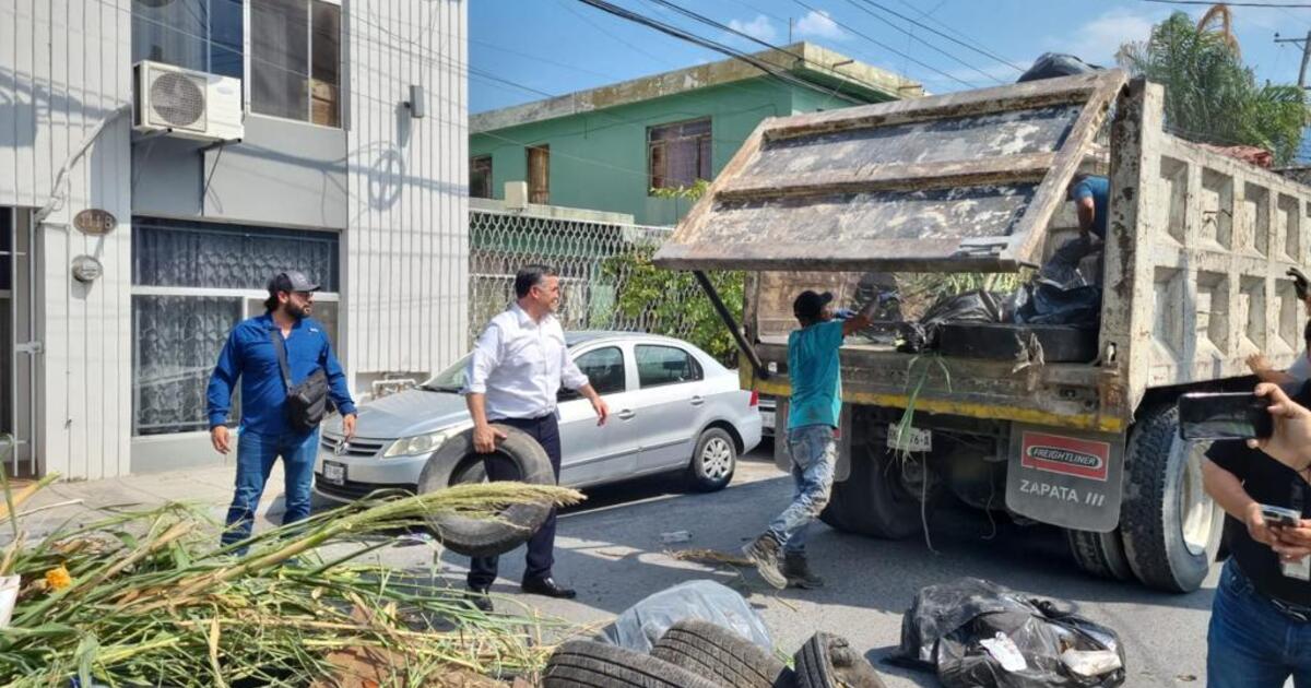 Arrojan basura en casa del presidente del Congreso de NL